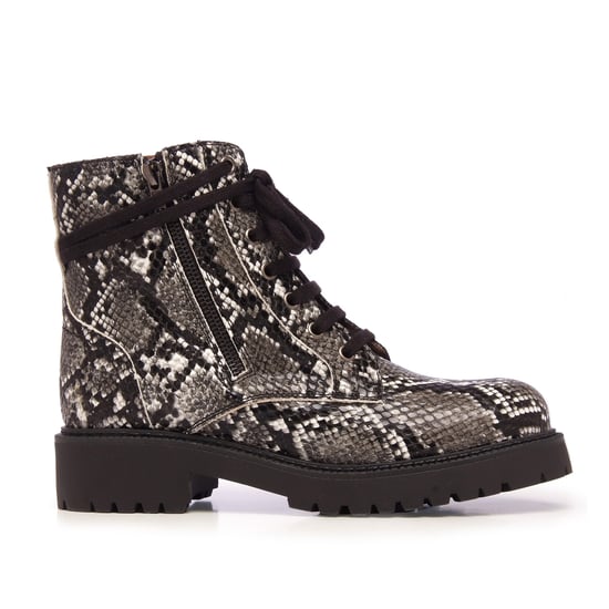 María Barceló Womens Leather Lace-Up Boots in Black