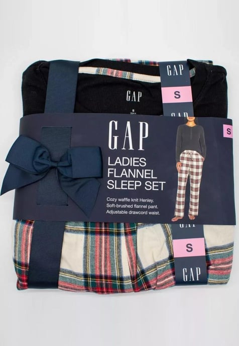 GAP Womens Pyjama Flannel Sleep Set in Black Tartan - Image 4