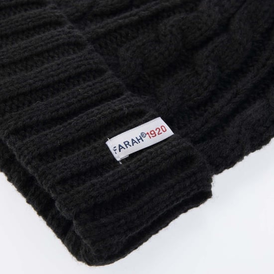 Accessories Farah Rirola Knitted Hat in Black