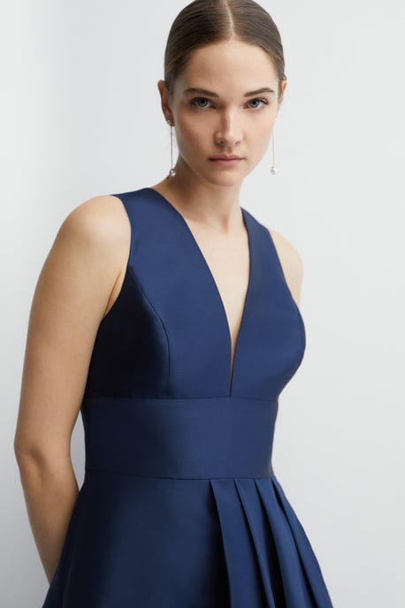Petite Plunge Waterfall Bridesmaids Maxi Dress