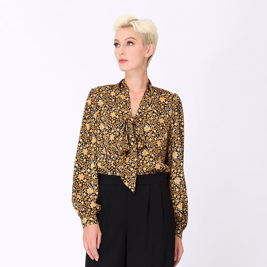 Ascot-tie blouse en kunst-deco print - Image 1