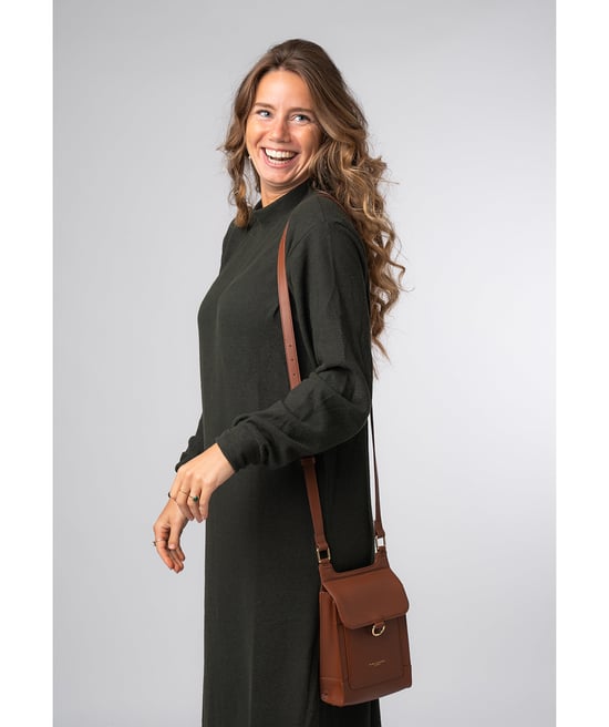 Erma' Caramel Leather Cross Body Bag