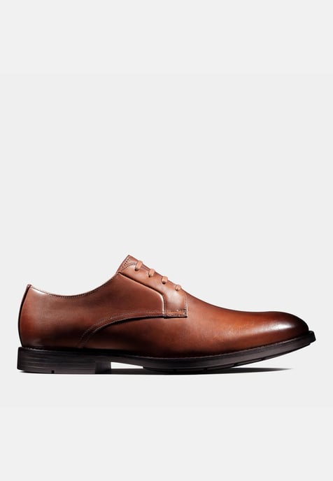 Clarks 26143776 Ronnie Walk British Tan - Image 1