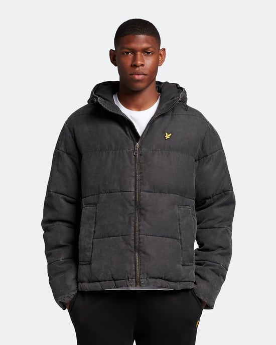 Lyle & Scott gewassen gewatteerd jack in zwart - Image 1