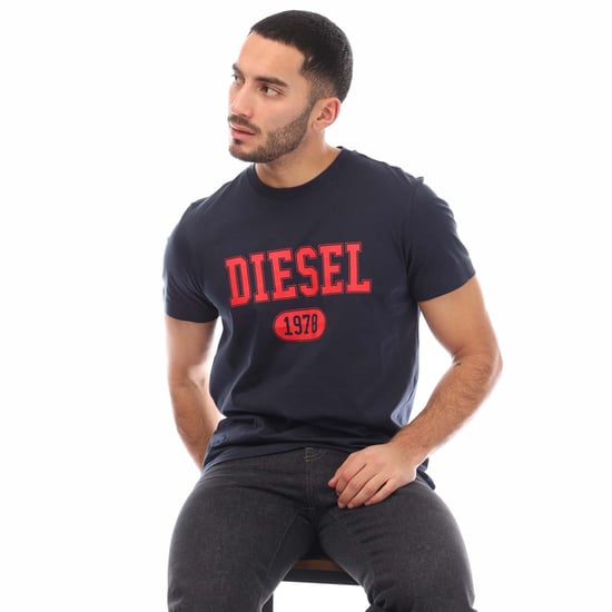 Men's Diesel T-Diegor 1-A T-Shirt in Navy - Image 4