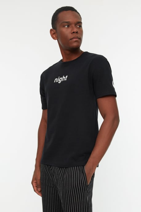 Trendyol Herrar Crew Neck Pyjamas Set - Image 3