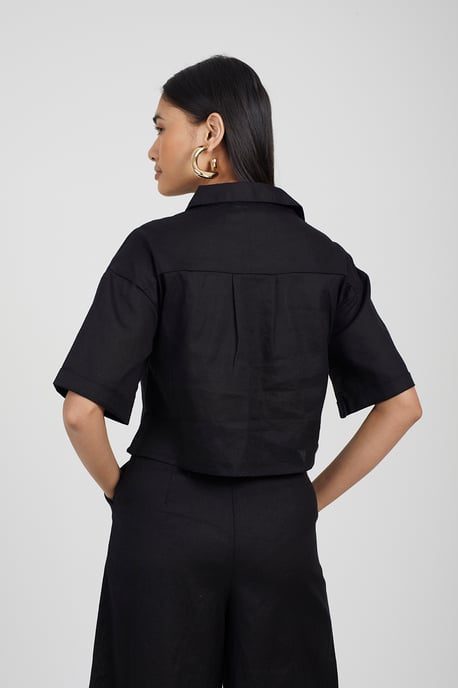 Black 'Carrie' Short Sleeve Cropped Shirt