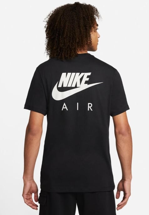 Nike Air heren T-shirt in zwart - Image 2