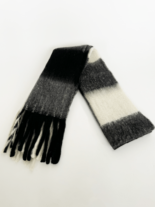 Black White Check Scarf & Gloves Set