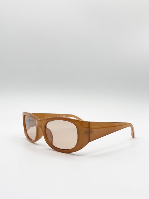 90's Wrap Sunglasses in Sand