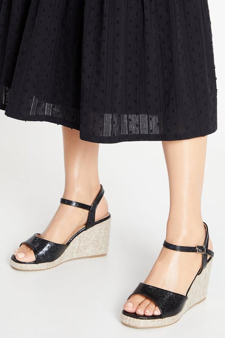 Dexy High Wedge Sandals