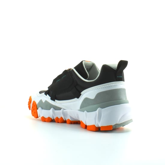 Puma x Helly Hansen Trailfox MTS Mens Synthetic Lace Up Trainers 372517 01