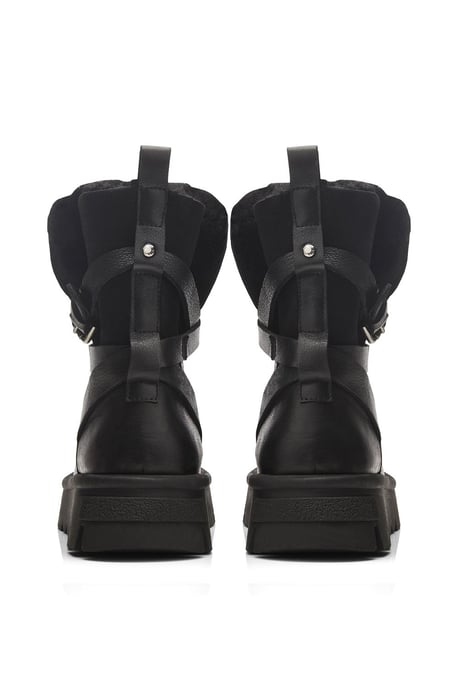 'Cassa' Black Leather