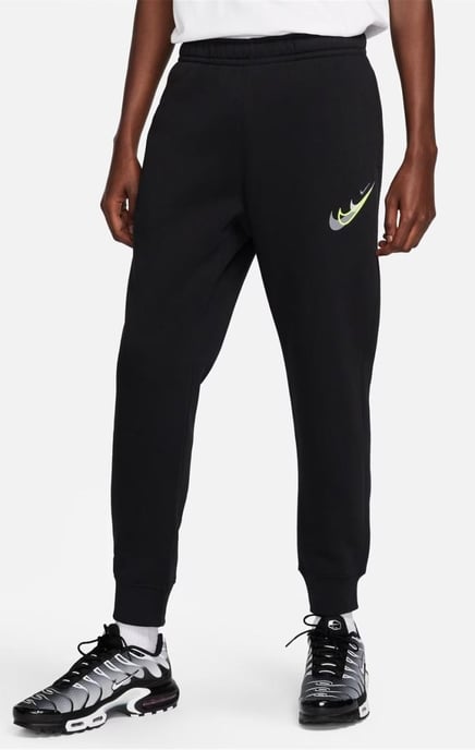 Nike Standard Issue Moto Overhead Tracksuit in Black - Image 5