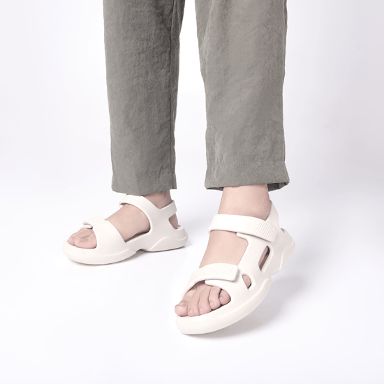 Free Papete Beige Sandal - Image 4
