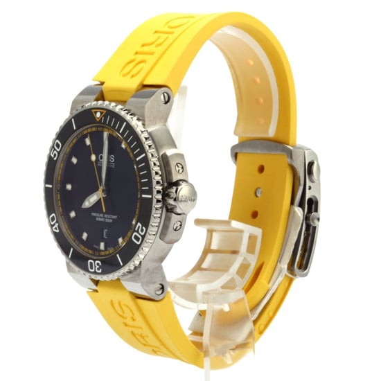 Gucci YA136319 Black Dial Men's Watch