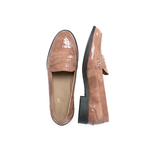 Women's Loafers in Nude