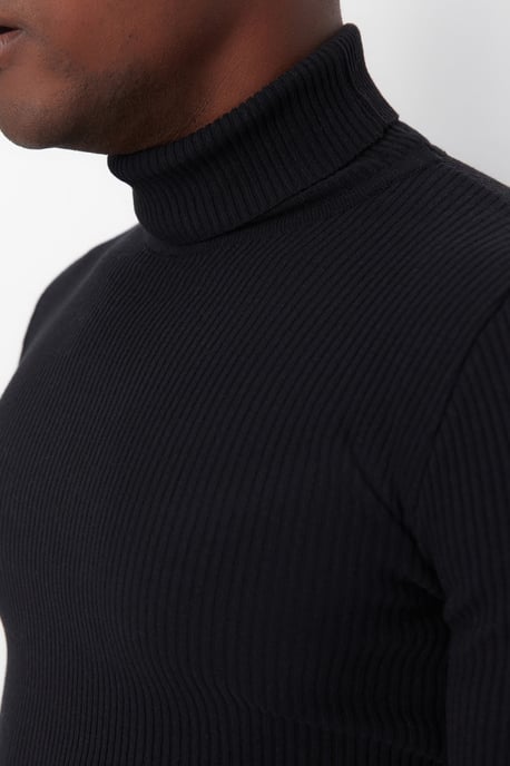 Trendyol Men's  Plain  Sweater - Image 3