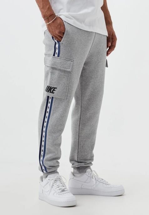 Nike Fleece Sportswear heren trainingspak met ronde hals in grijs - Image 4