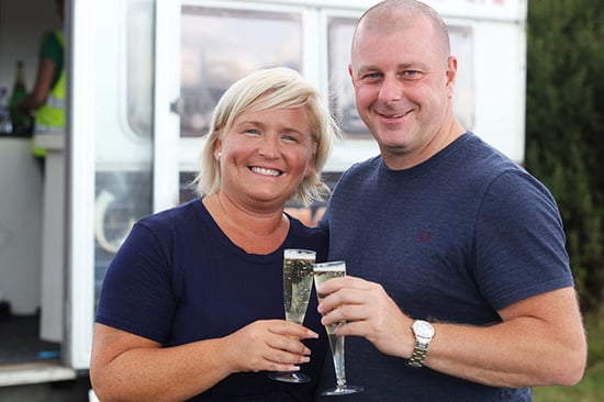 Blue Skies Helicopter Flight with Bubbly for Two (eVoucher)