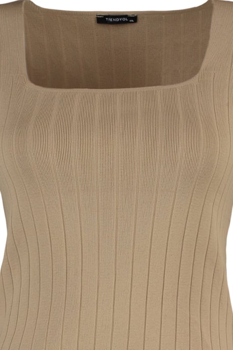 Trendyol Damers Ballongärm kroppsnära Rakt Plus Size Blus - Image 6