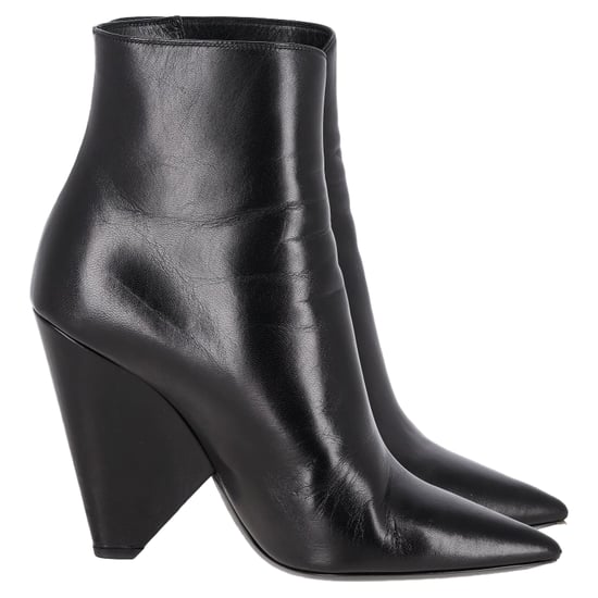Saint Laurent Ankelstövletter med pyramidklack i svart läder - Image 1