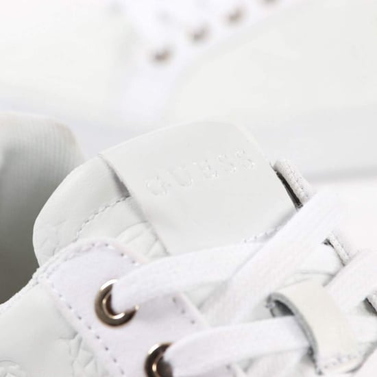 Guess Dam Sneakers Rheaa - Image 3