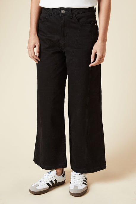 Petite Wide Leg Seam Detail Jeans