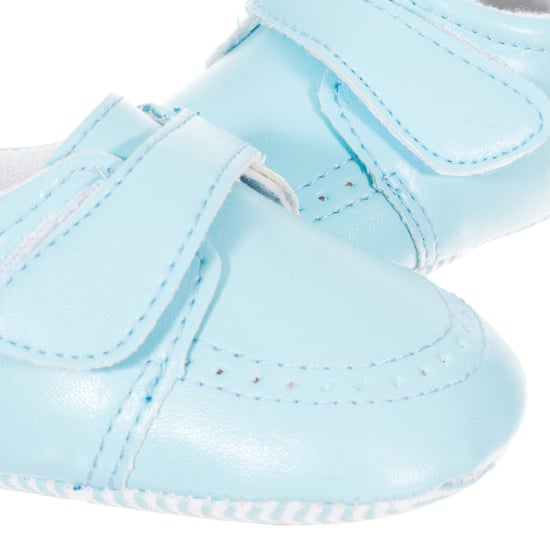 Flexible moccasin style shoes C-6 for boys - Image 2