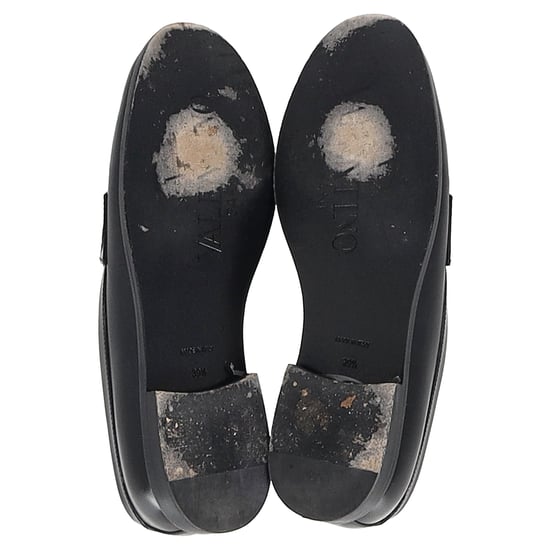 Valentino VCHAIN Loafers in Black Leather - Image 6