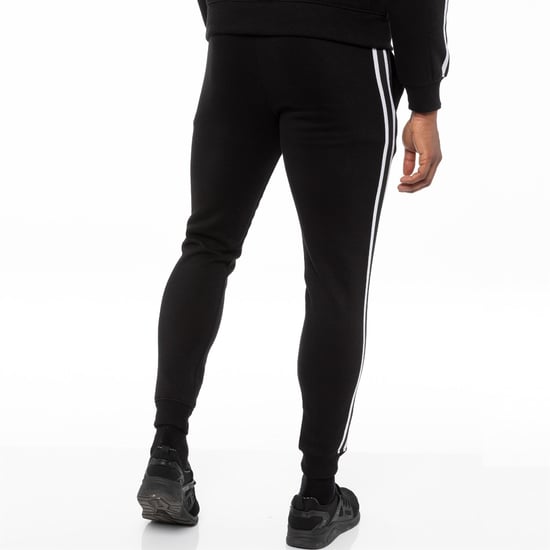 Herr svart träningsoverall joggers| Enzo Designer Menswear - Image 2