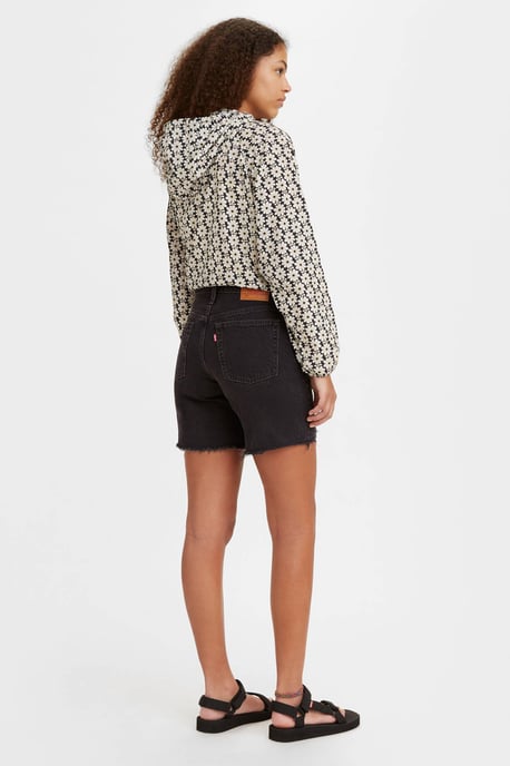 Levi's 501 high waist straight fit short black denim - Image 3