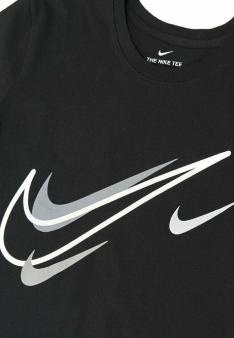 Nike Court Swoosh-logo-T-shirt voor heren in zwart - Image 3