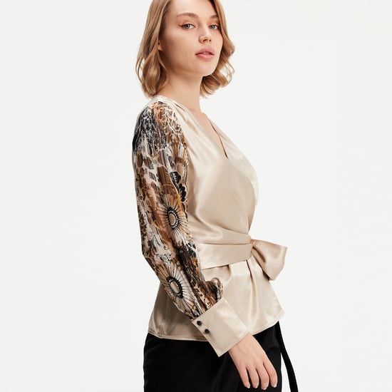 Cross Heart Top met bloemenprintmouwen - Image 3