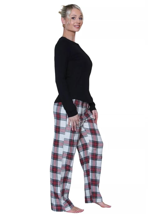 GAP Womens Pyjama Flannel Sleep Set in Black Tartan - Image 3