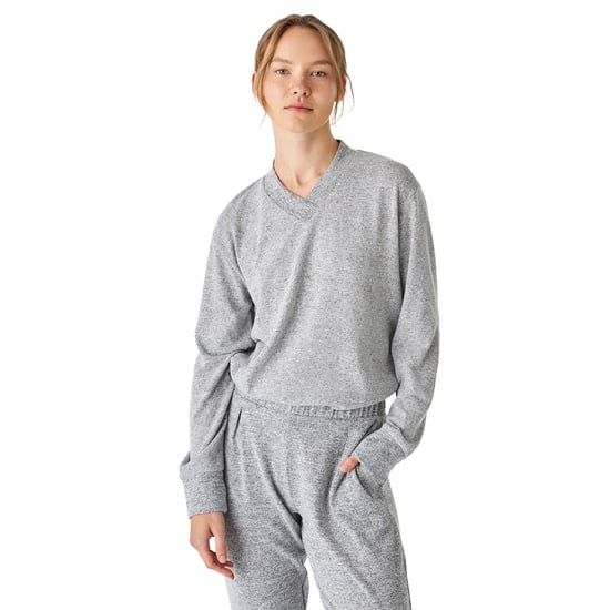 JJBEP1903 Women's Long Sleeve V-Neck Pajamas