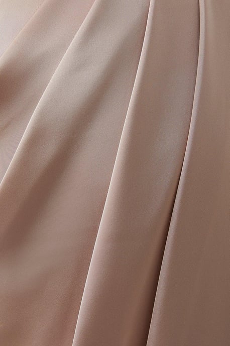 Maternity Ruched Waist Detail Satin Bridesmaids Dress - Image 5
