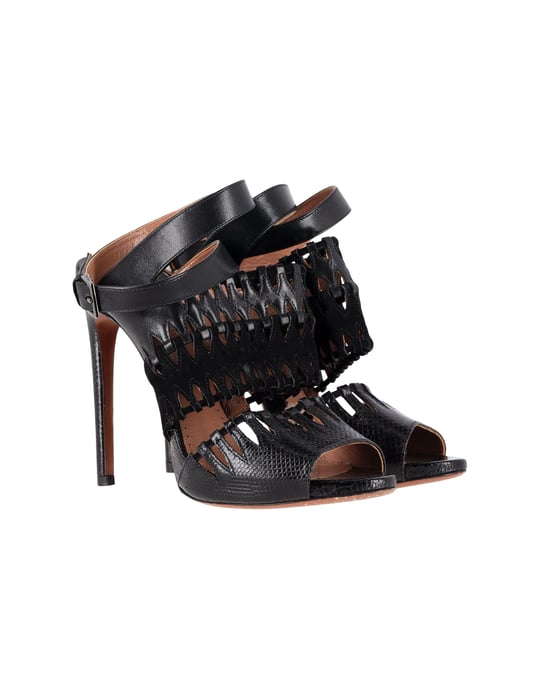 AlaÏa Cut Out Ankle-Strap Sandals in Black Leather - Image 3