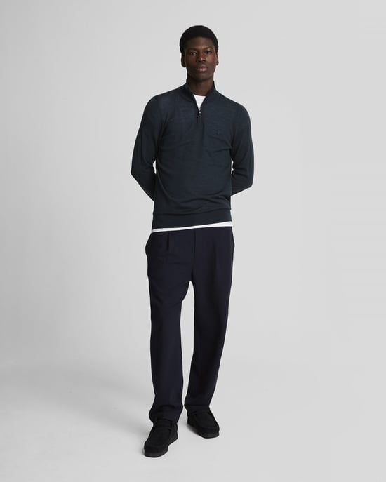 Lyle & Scott Tonal Eagle Merino Mens Quarter-Zip Jumper - Image 3