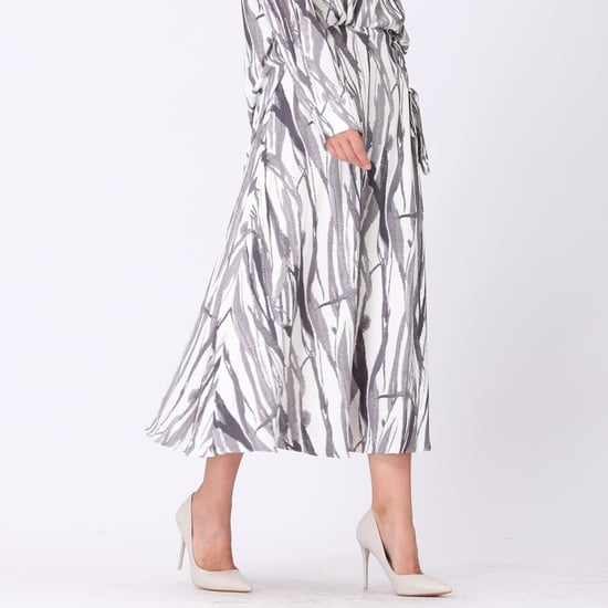 Lacing on side trapeze midi skirt - Image 2