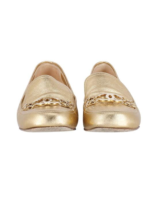Chanel Chain CC Logo Loafers in Gold Leather - Image 3