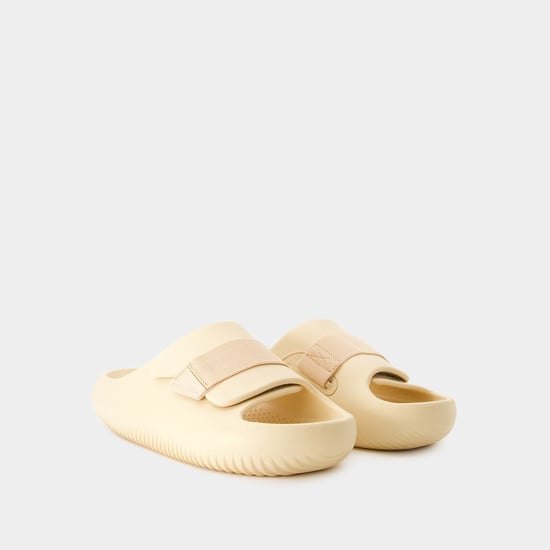 Mellow Luxe återhämtningssandaler - Crocs - Termoplast - Brun - Image 1