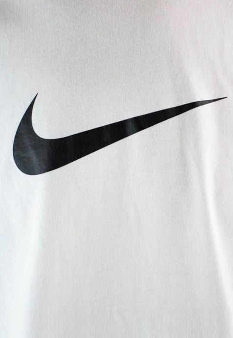 Nike Sportswear Repeat T-shirt Club in wit - Image 3