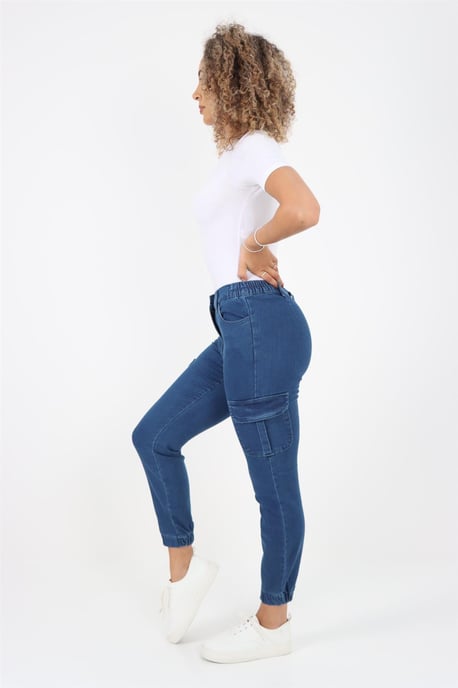 Womens Side Elastic Waist Self Cuffed Jeans in Blue - Image 6