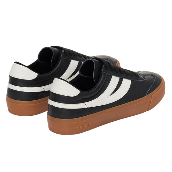 Superga Unisex 4834 Club S Swallow Contrast Detail Vegan Leather Trainers voor volwassenen (Zwart/Gum) - Image 2