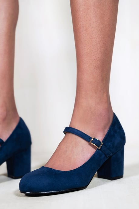 Where's That From Womens 'Araceli' Wide Fit Block Heel Mary Jane Pumps