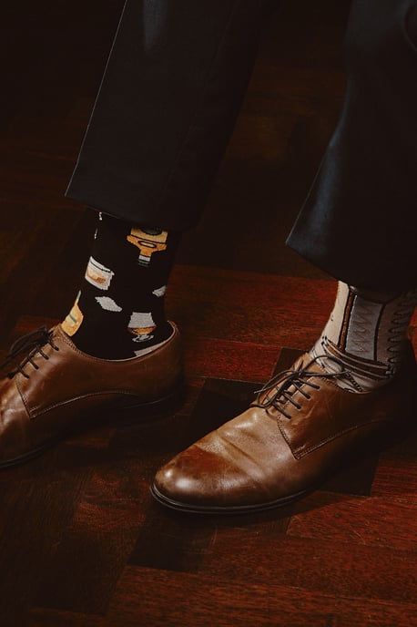 SPOX SOX - Mens & Ladies Mismatched Novelty Odd Socks - Whisky - Image 2