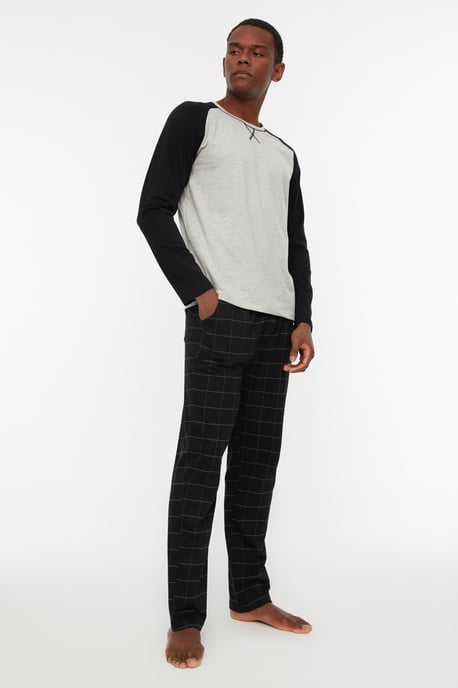 Trendyol Herrar Raglanärmad Crew neck Pyjamas Set - Image 1