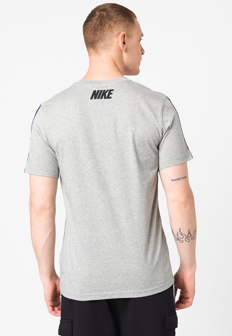 Nike Sportswear Repeat T Shirt Club in Grey - Image 2