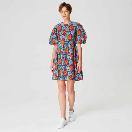 Korte trapeze -jurk met bloemenprint - Image 4